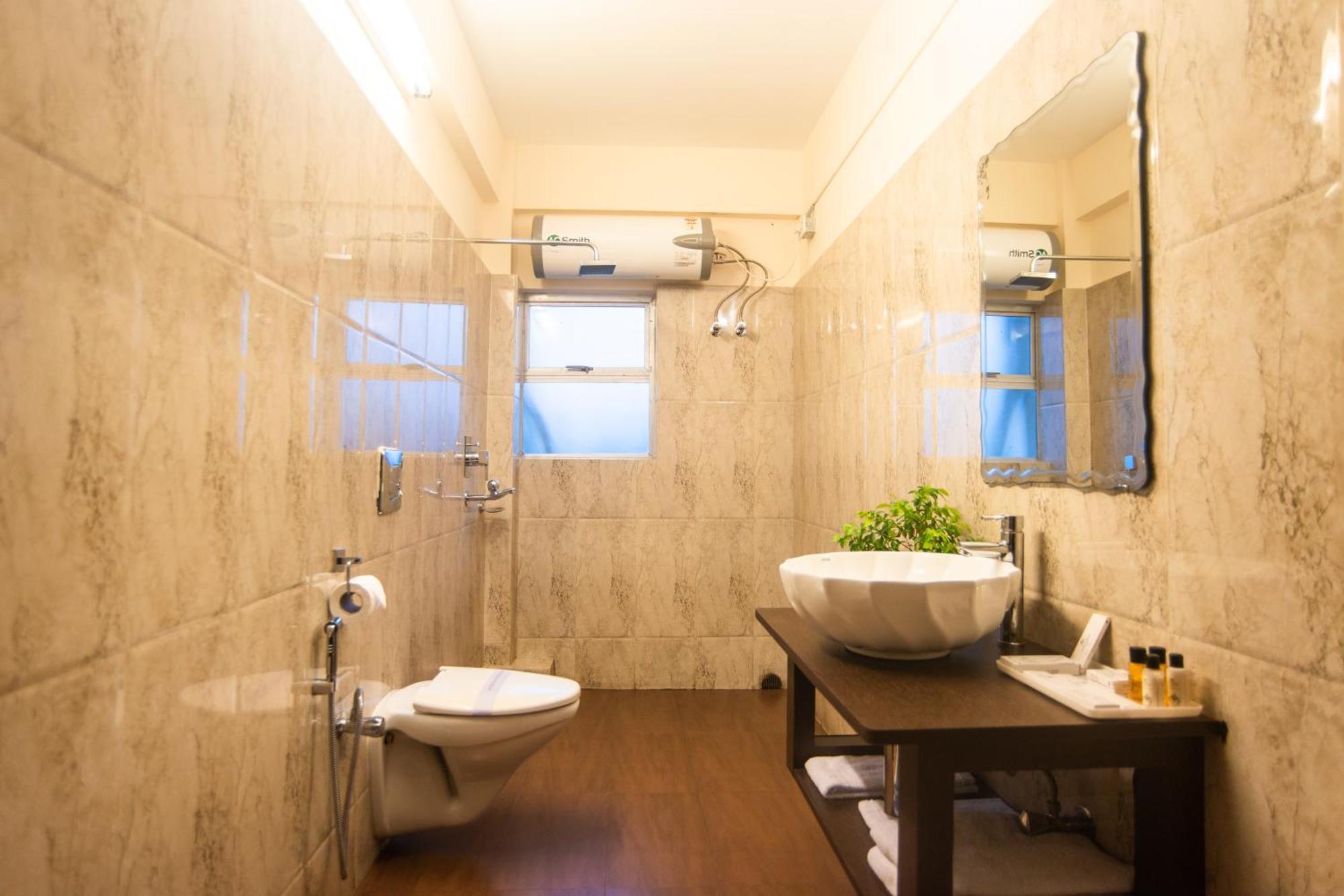 Polo Tura Hotel Екстер'єр фото